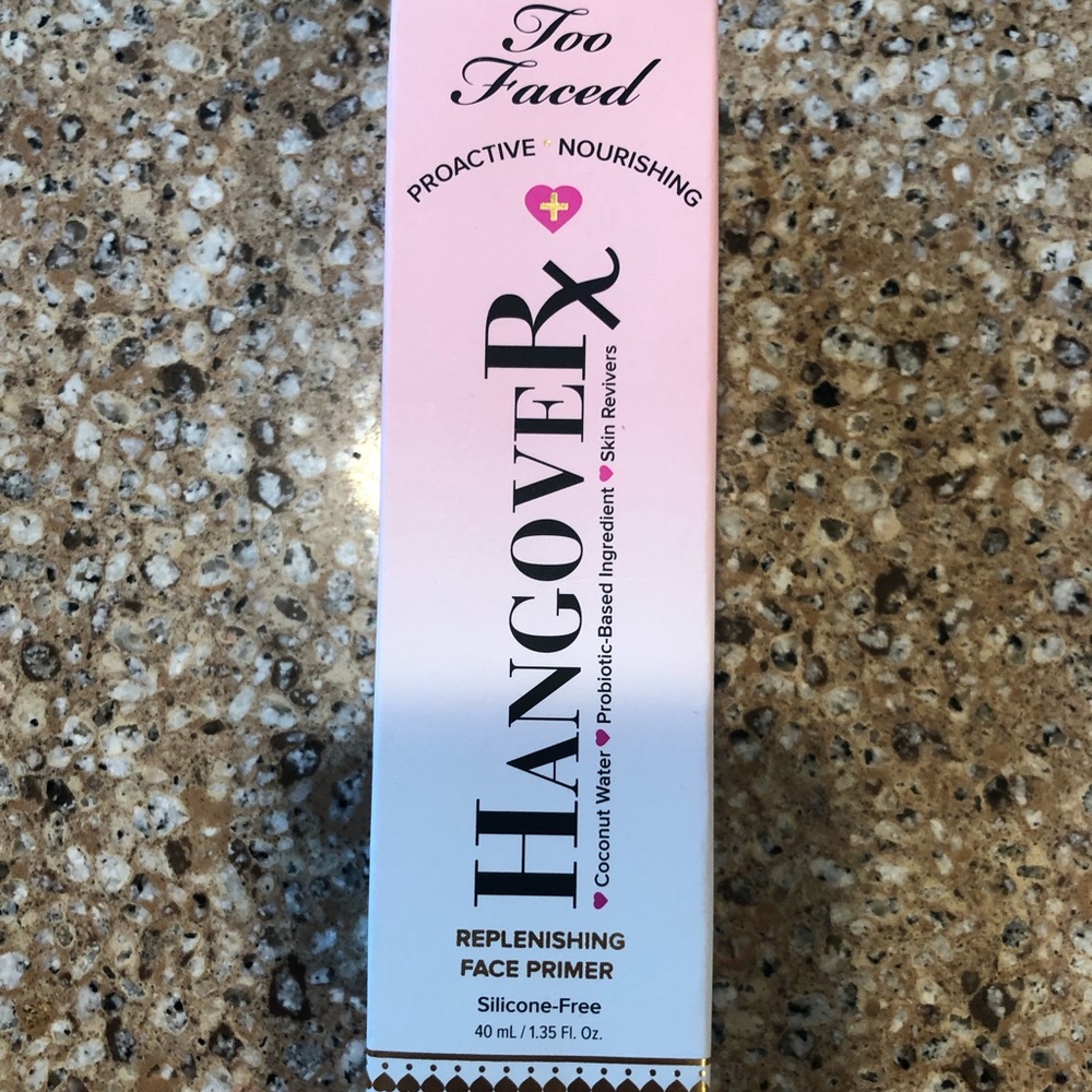 Too faced Hangover Primer